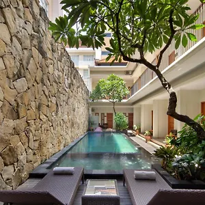 Angkul Angkul Segara Kuta By Kamara Kuta (Bali)