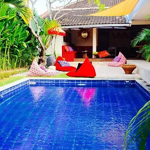 Karisa Pods Seminyak (Bali)